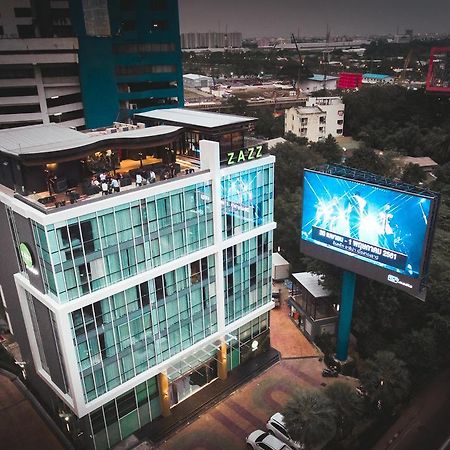 Hotel Zazz Urban Bangkok Extérieur photo